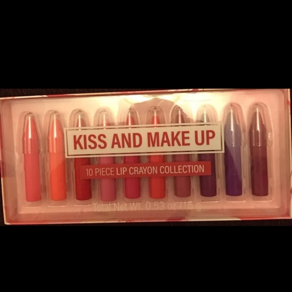 Set of 10 lip crayons - Picture 3 of 3